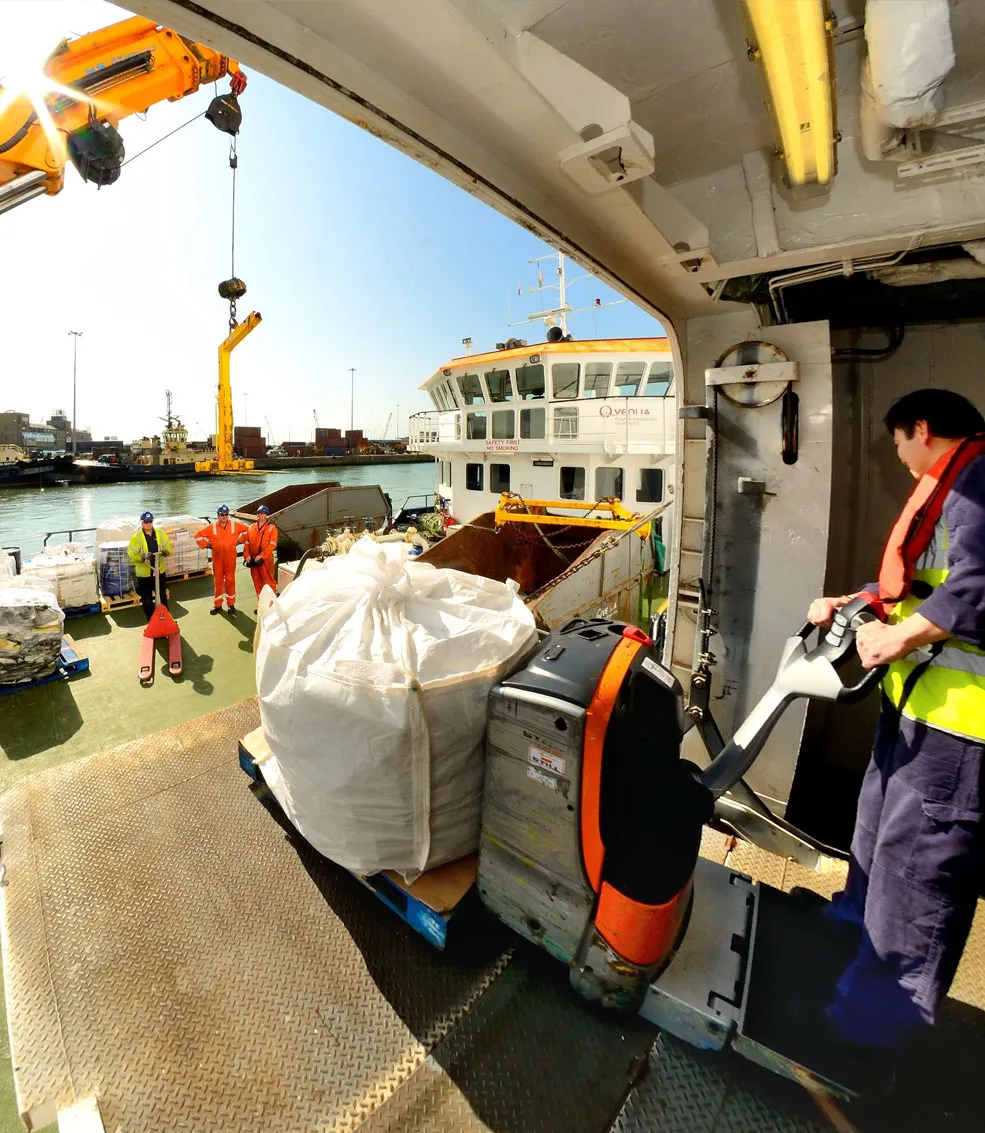 Unloading goods in port