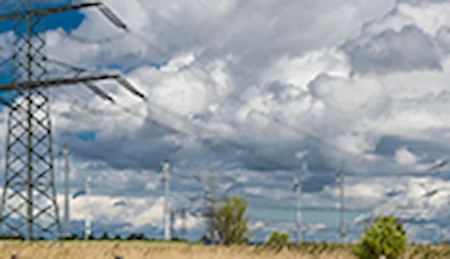 Wind farm control and grid integration
